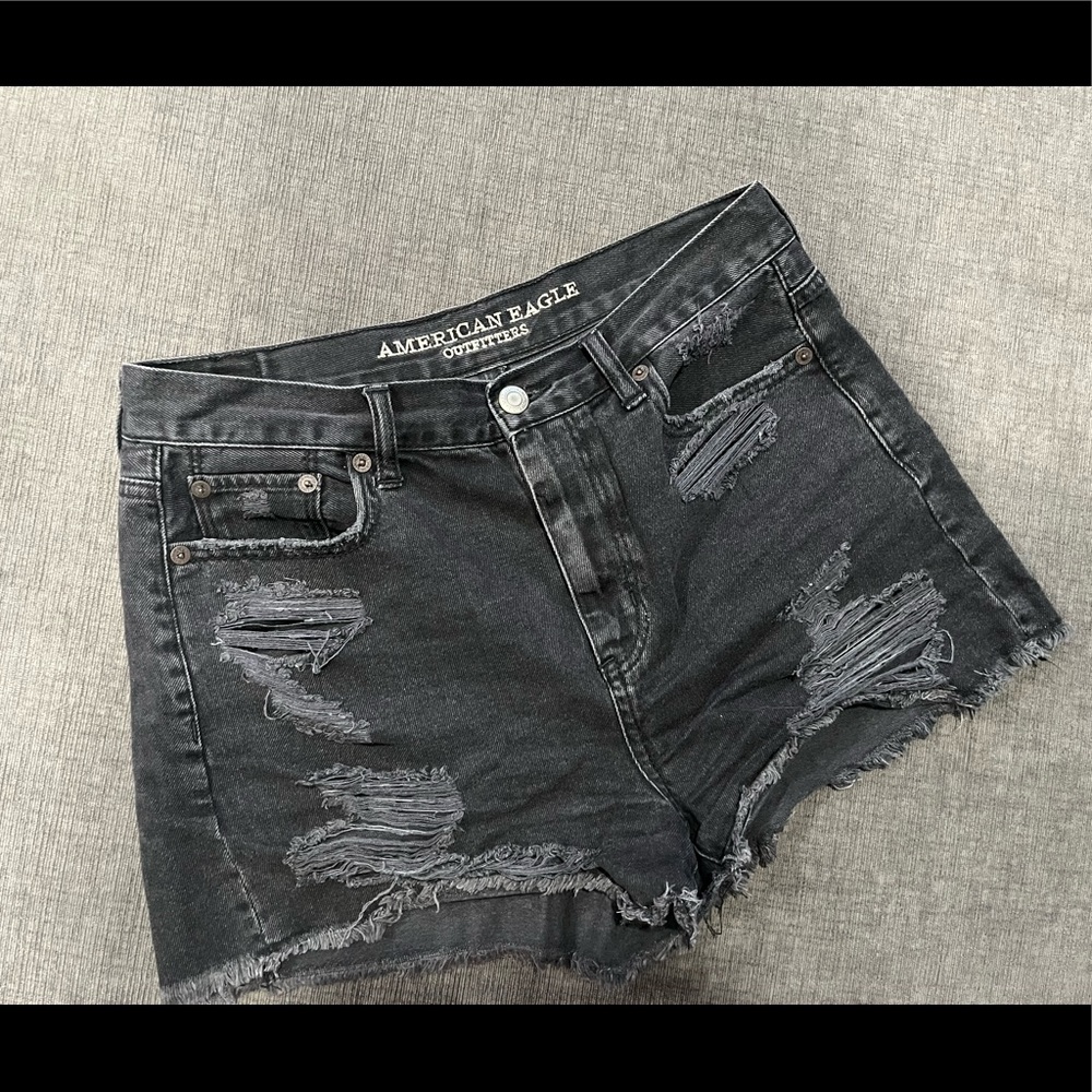 American Eagle Black Distressed Mom Jean Shorts - Size 4